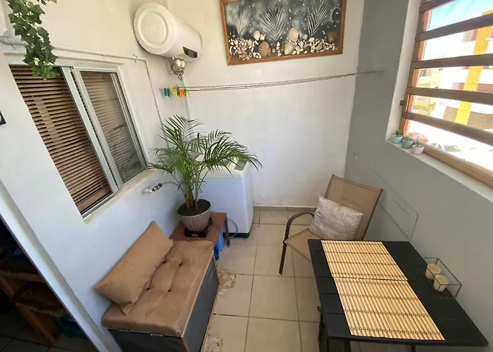 Apartment Hillsize Oceanview With King Bed